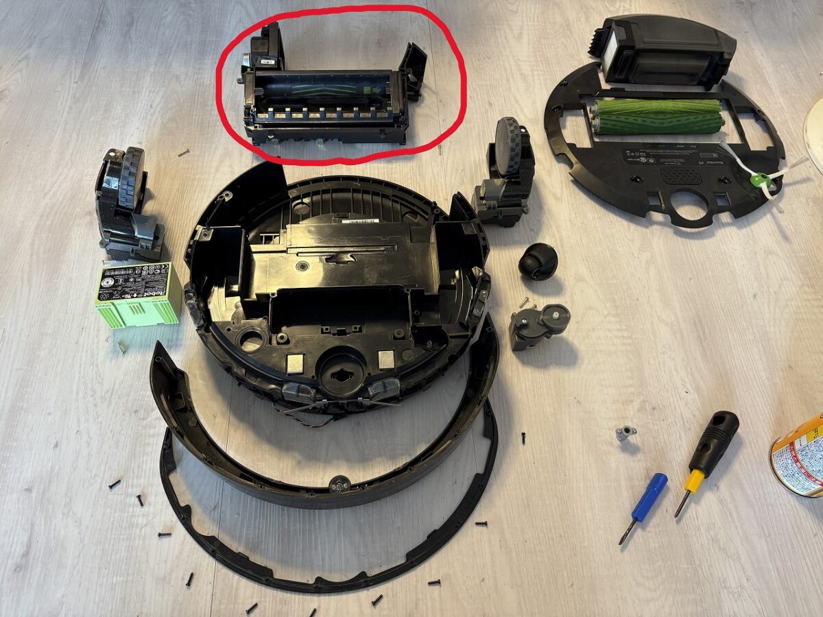 ルンバ e5 本体 4台 まとめ 充電エラー11×３台 訳あり動作品×１台 ルンバ掃除機修理】エラー11が出てしまったルンバe5 修理事例No